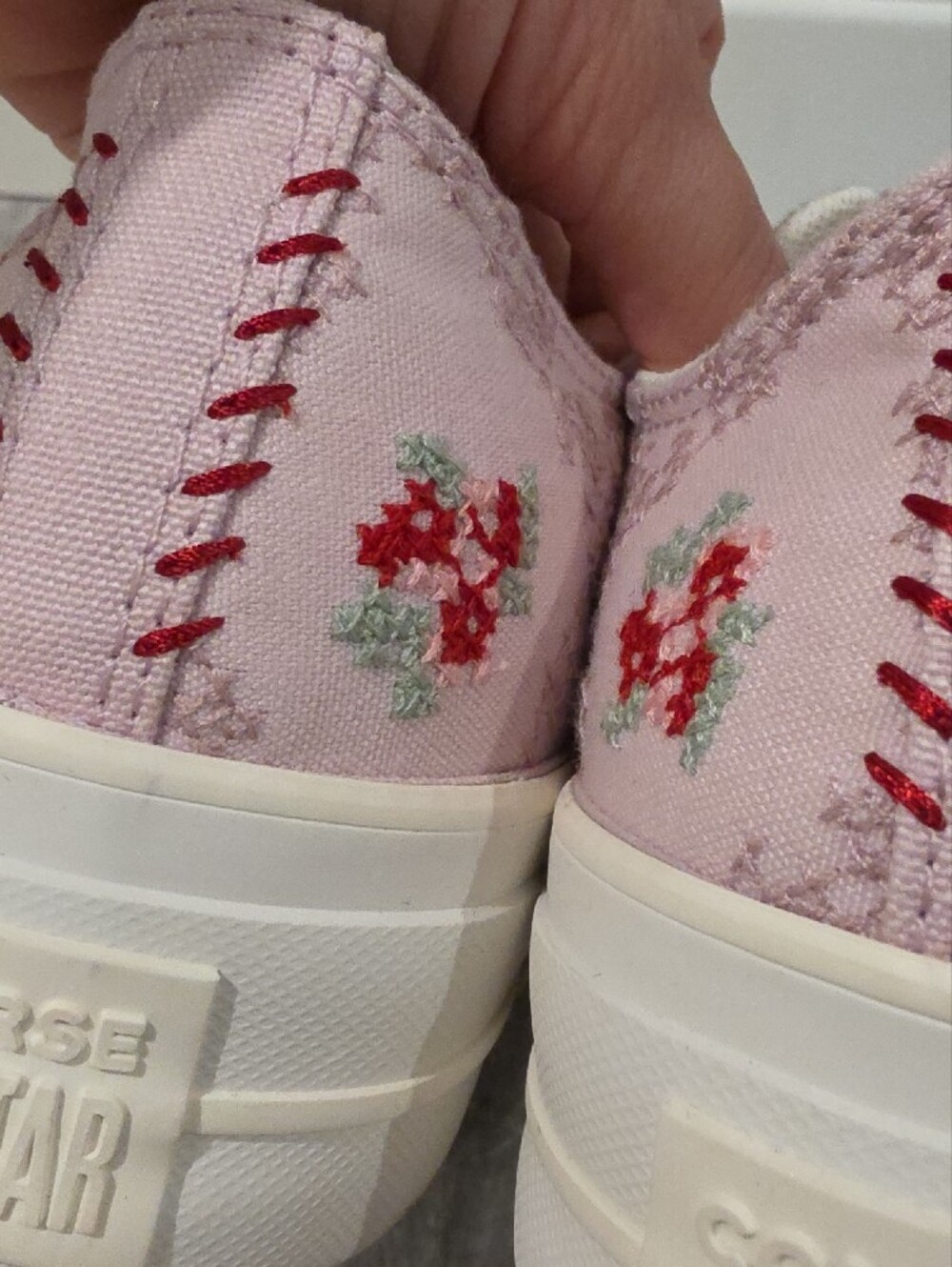 Converse Lift Platform - Rose Cross Stitch - Low Top, Size 8 - Picture 15 of 16